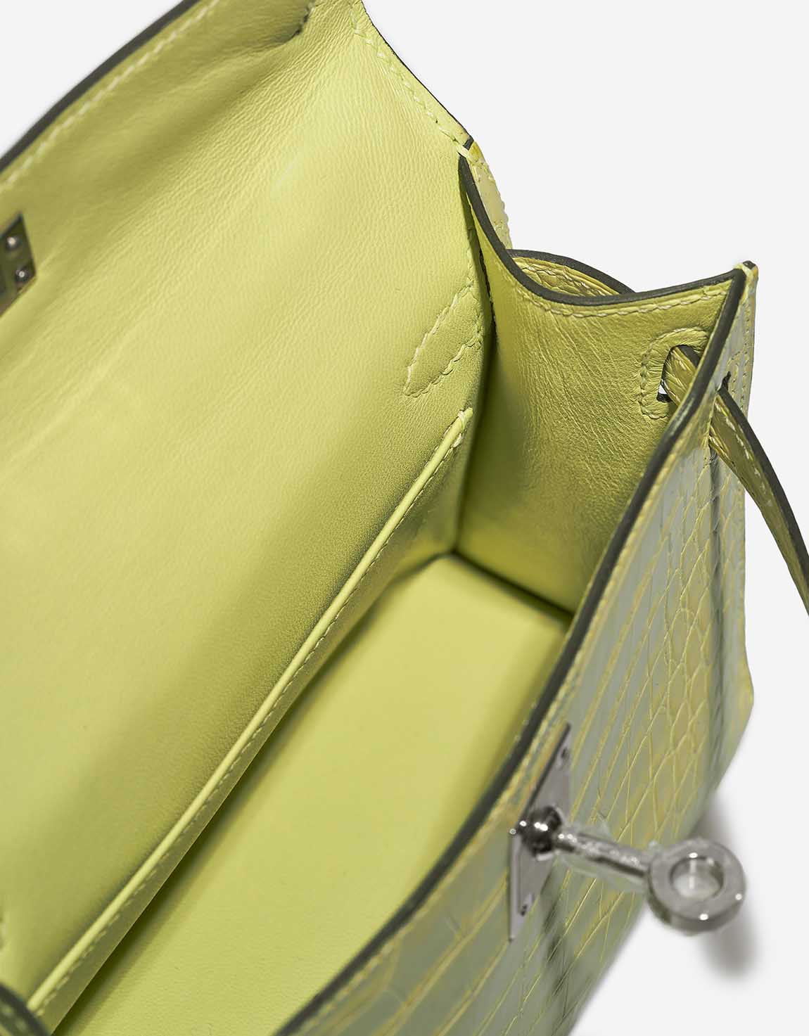 Kelly Mini Matte Alligator Jaune Bourgeon