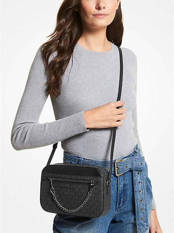 Crossbody con Cadena Negro Monogram
